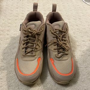 NIKE AIR MAX 90 SURPLUS Captain Jack limited edition shoes. Never worn. 7M 8.5W